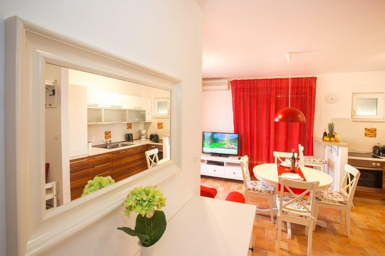 Apartment Lyra Zadar Bagian luar foto
